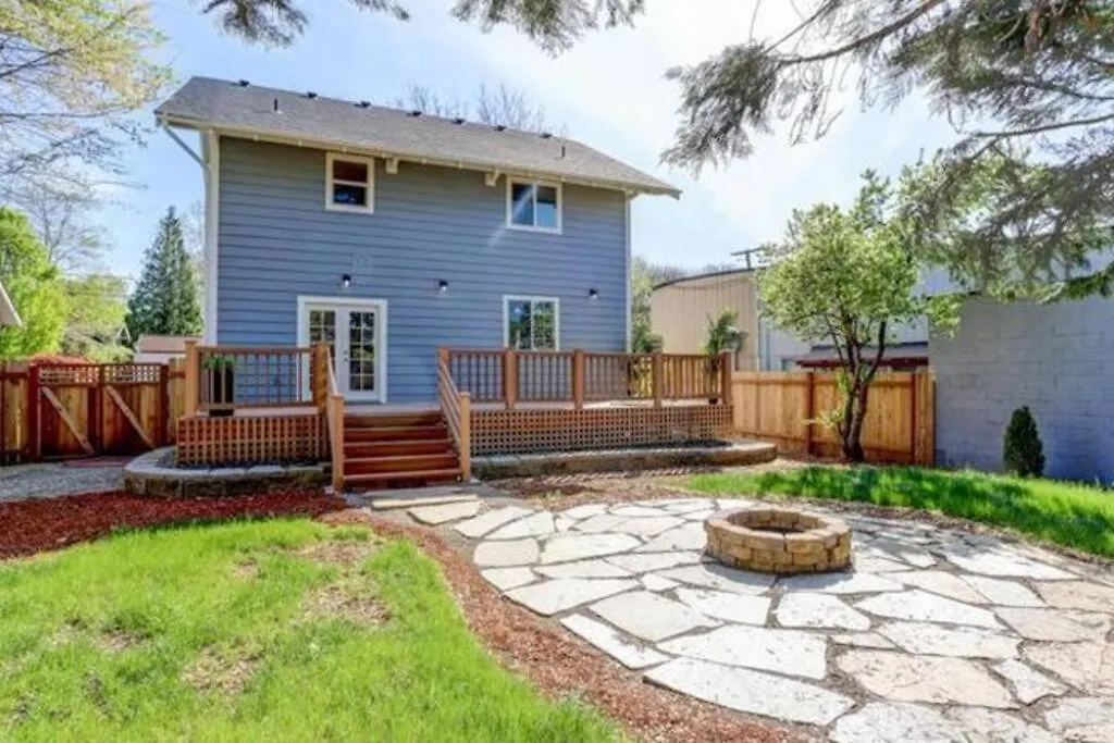 Holiday home Historic Remodeled Home In Laurelhurst Portland