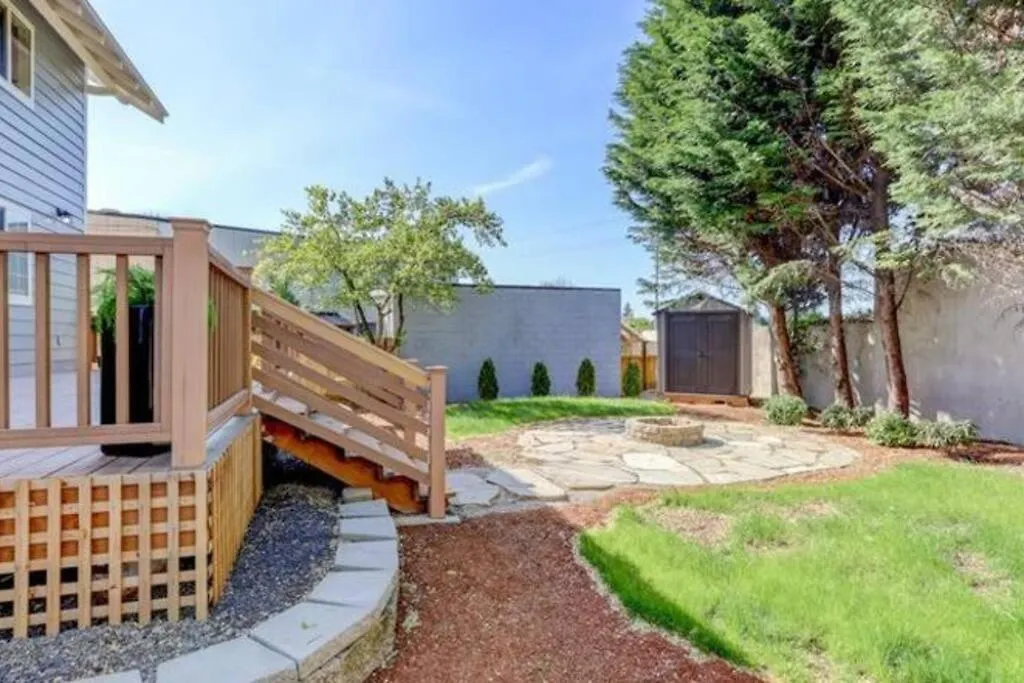 Historic Remodeled Home In Laurelhurst Portland Holiday home