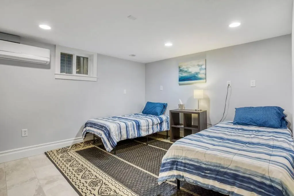 Historic Remodeled Home In Laurelhurst Portland Holiday home